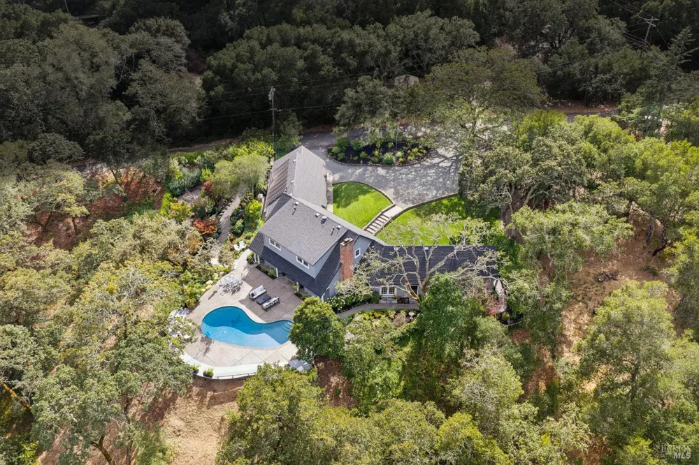 1811 Katie Lane Sonoma, CA 95476