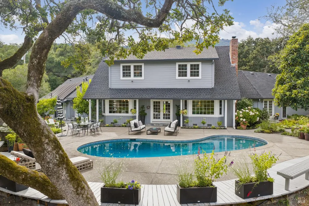 1811 Katie Lane Sonoma, CA 95476
