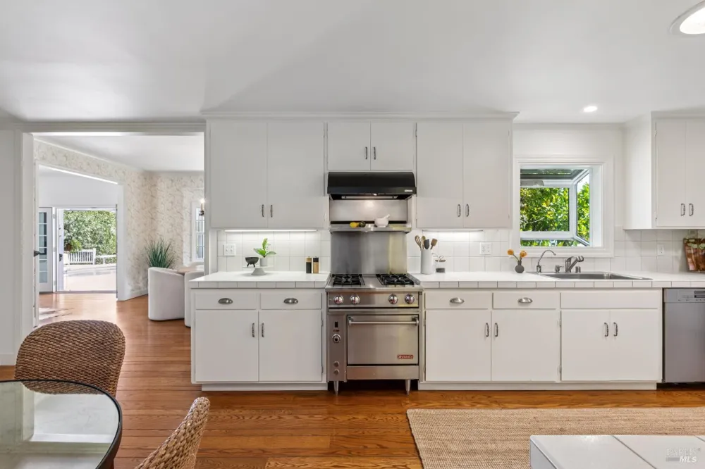 1811 Katie Lane Sonoma, CA 95476