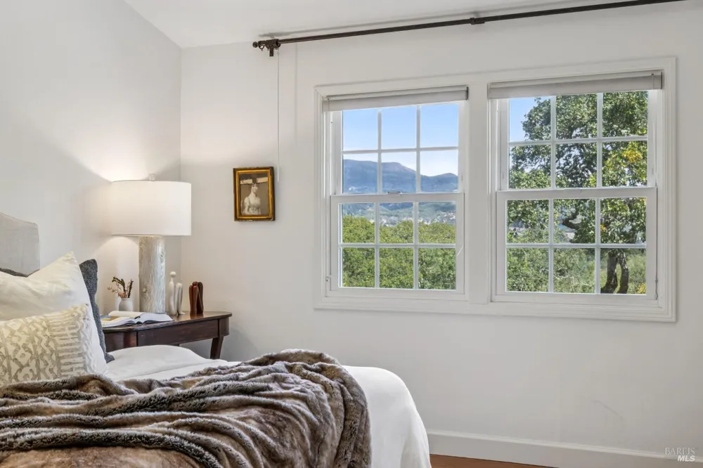 1811 Katie Lane Sonoma, CA 95476