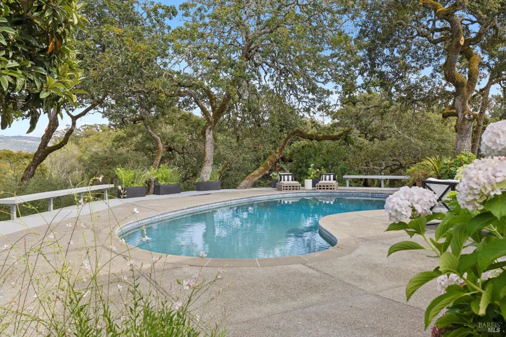 1811 Katie Lane Sonoma, CA 95476