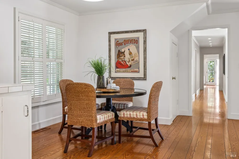 1811 Katie Lane Sonoma, CA 95476