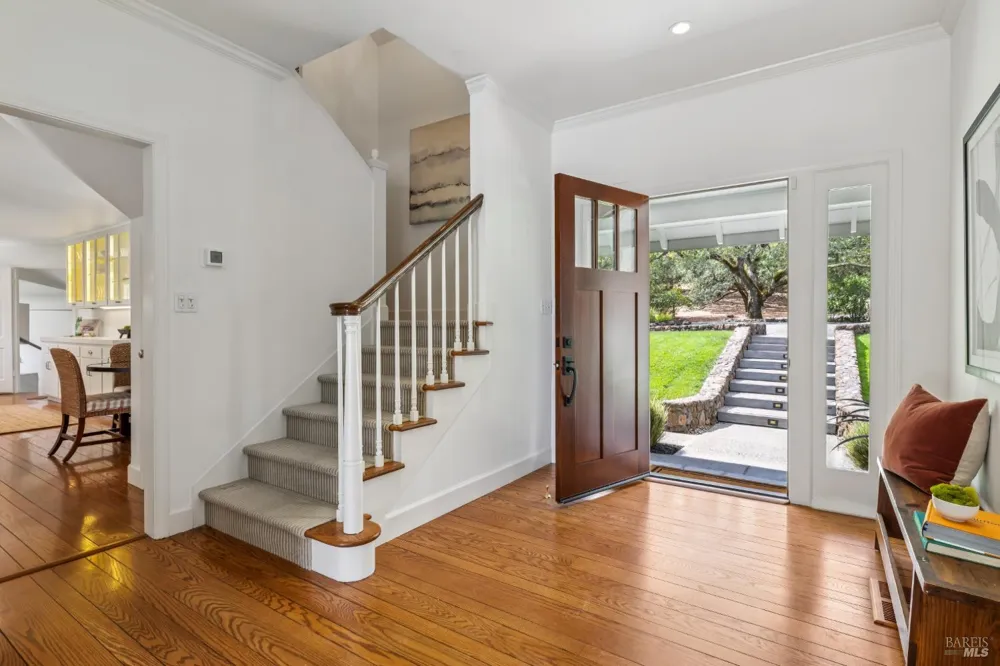 1811 Katie Lane Sonoma, CA 95476