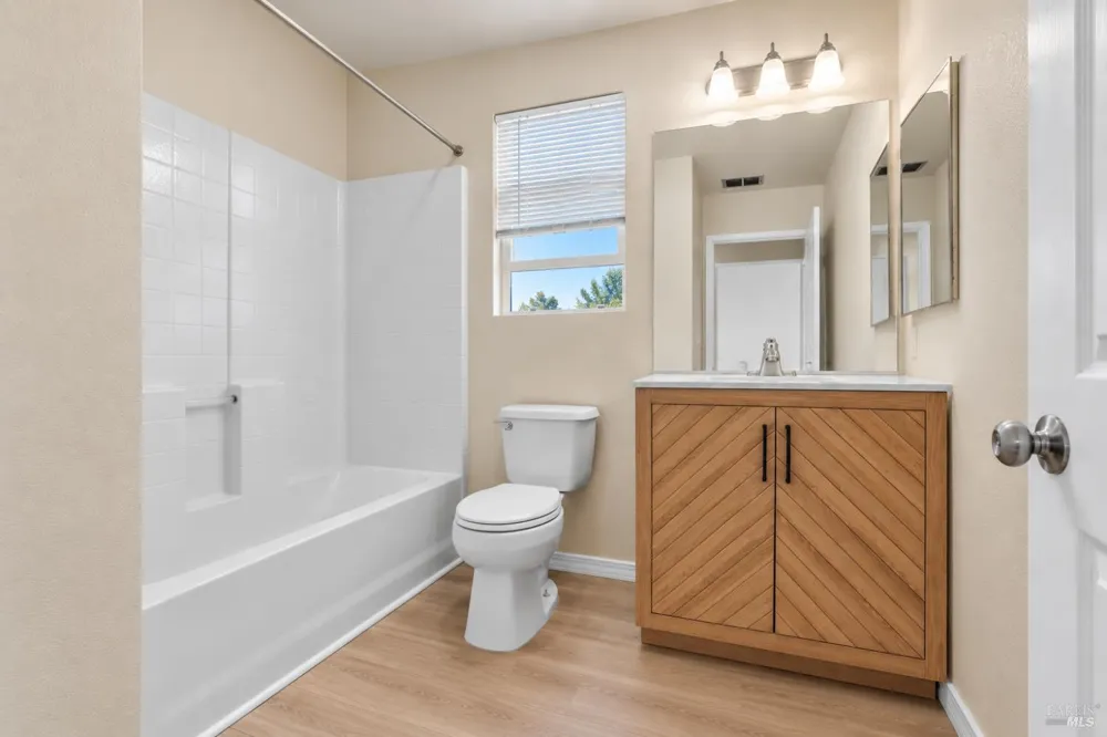 856 Spring Mountain Lane American Canyon, CA 94503