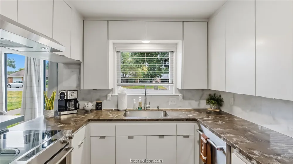 1108 Skrivanek Drive Bryan, TX 77802