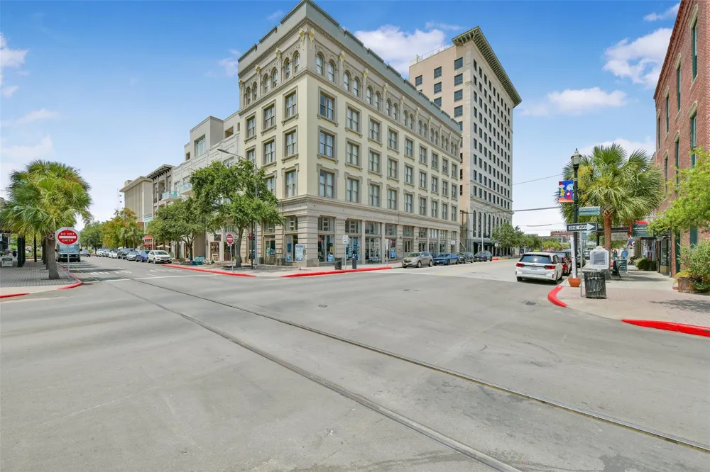 415 22nd Street Galveston, TX 77550