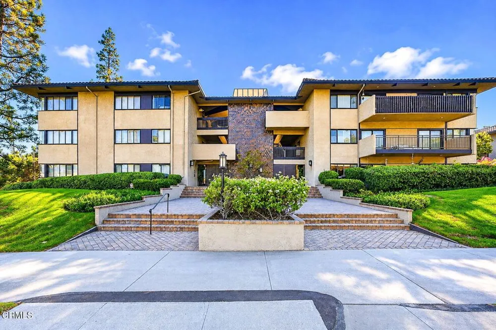 111 S Orange Grove Boulevard #105 Pasadena, CA 91105