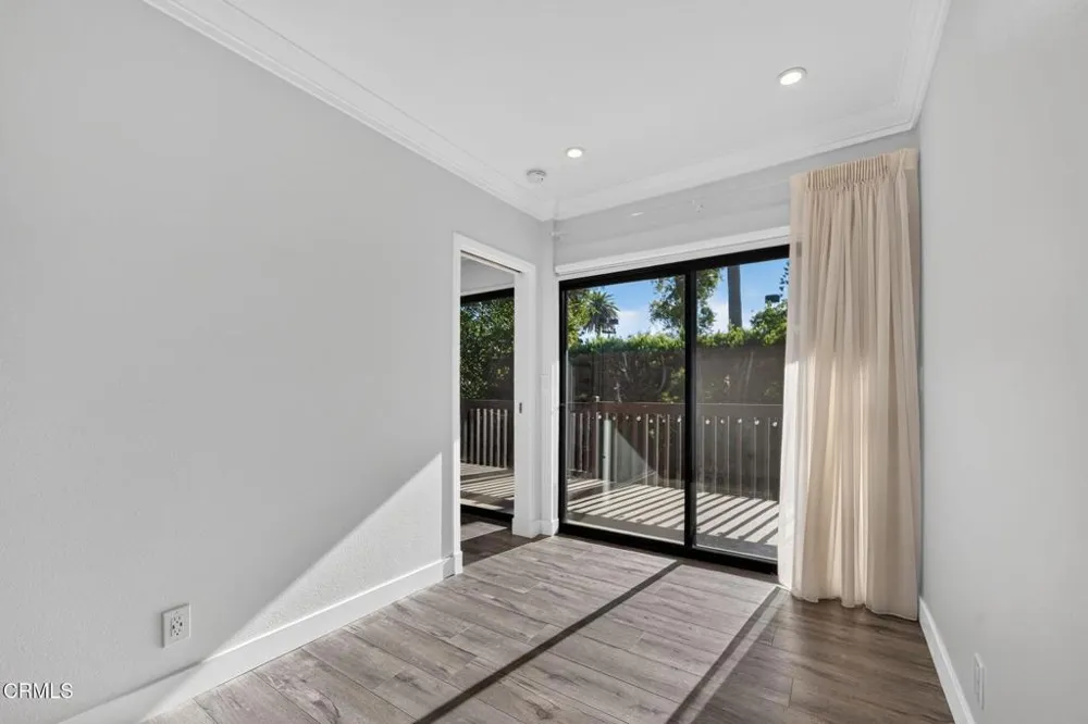 111 S Orange Grove Boulevard #105 Pasadena, CA 91105