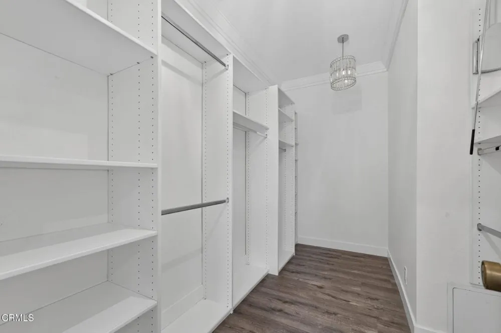 111 S Orange Grove Boulevard #105 Pasadena, CA 91105