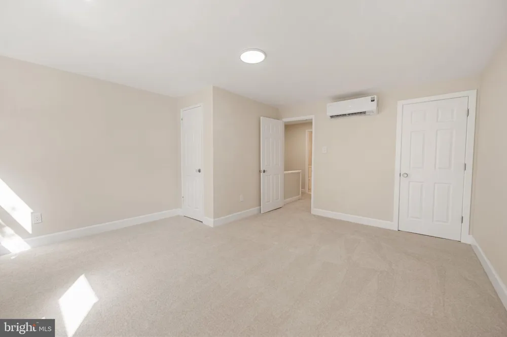 2907 16TH ROAD S #2907B Arlington, VA 22204