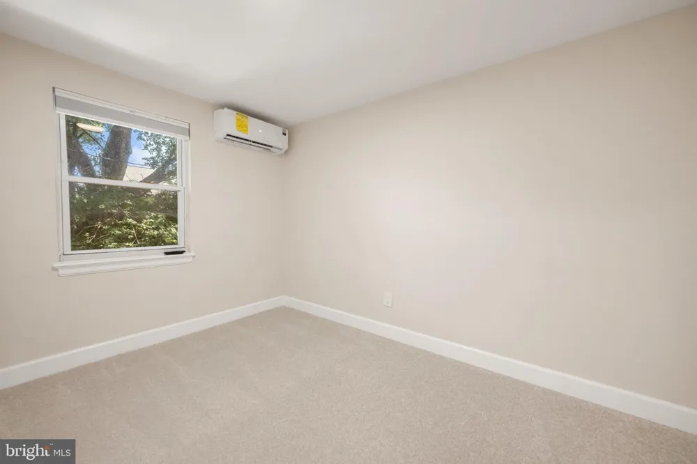 2907 16TH ROAD S #2907B Arlington, VA 22204