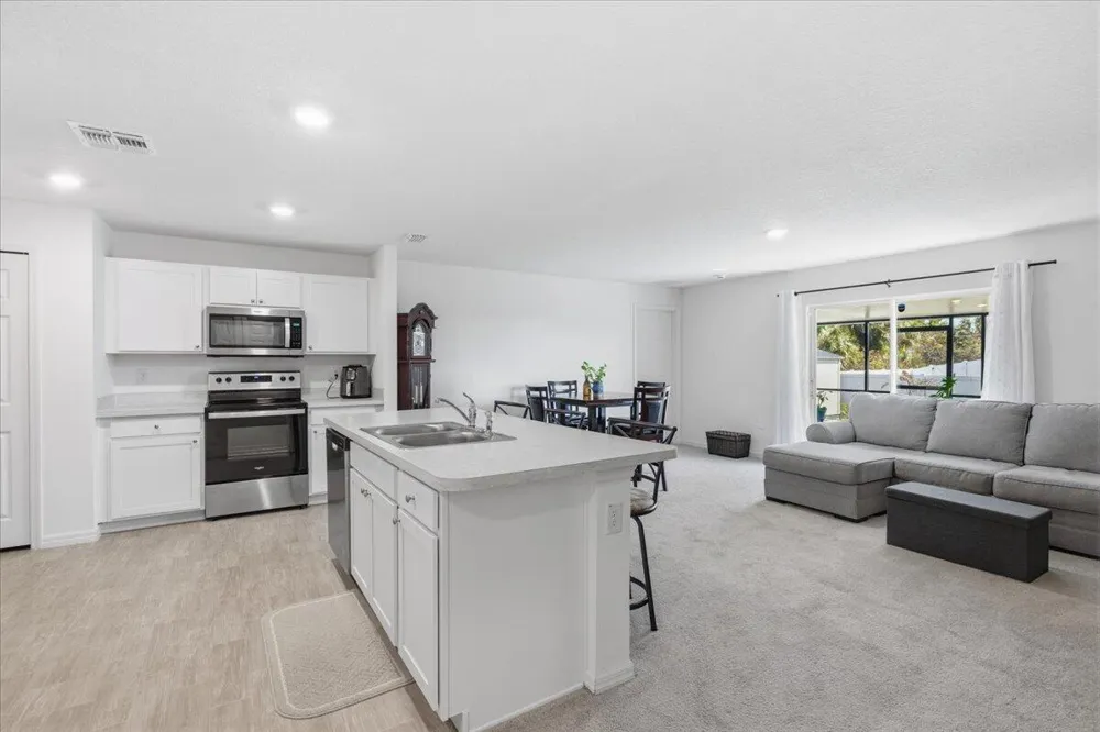 542 Mimosa Street SW Palm Bay, FL 32908
