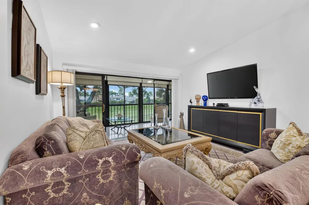 5086 Golfview Court #1622 Delray Beach, FL 33484
