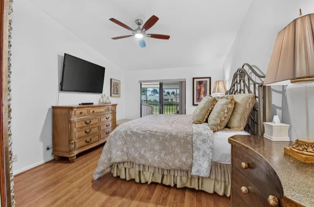 5086 Golfview Court #1622 Delray Beach, FL 33484