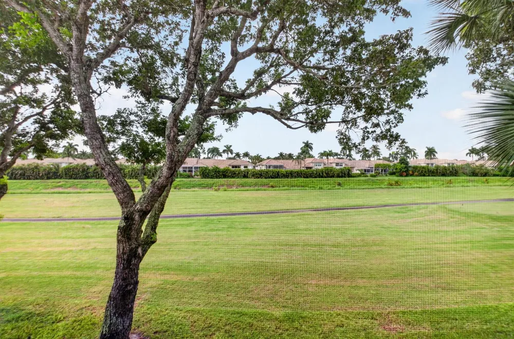 5086 Golfview Court #1622 Delray Beach, FL 33484
