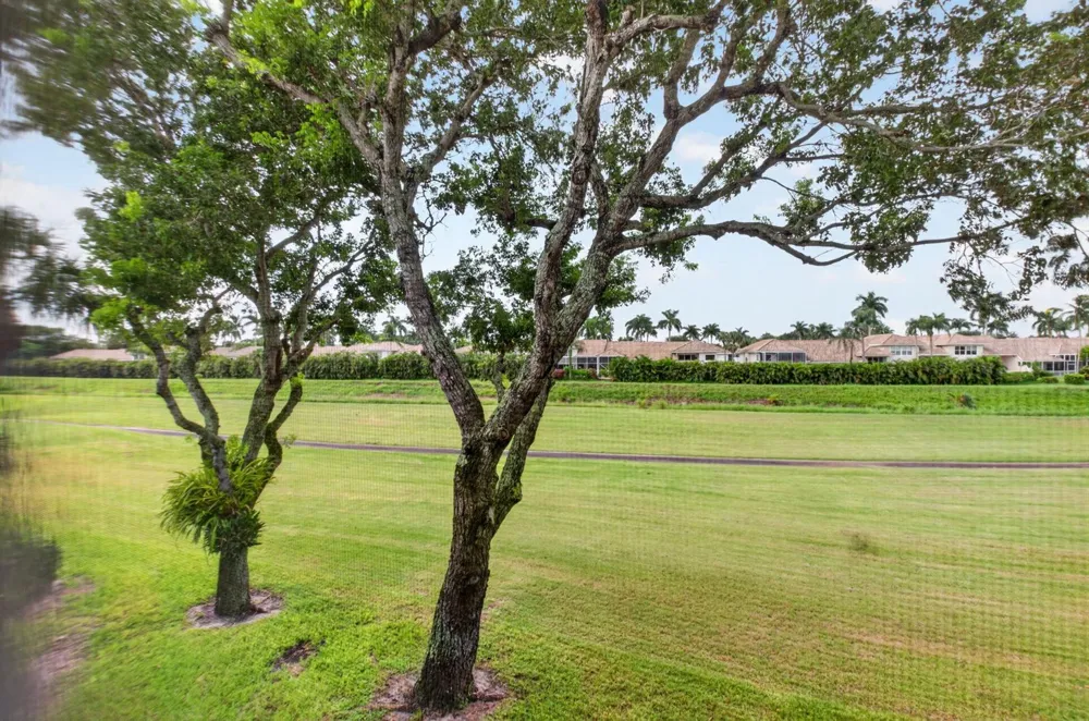 5086 Golfview Court #1622 Delray Beach, FL 33484