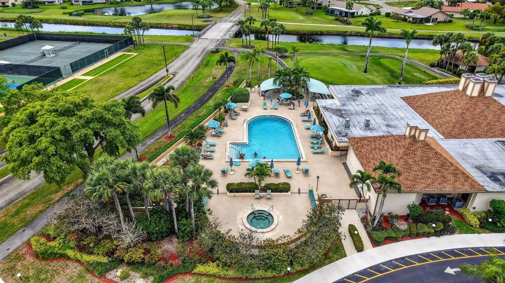 5086 Golfview Court #1622 Delray Beach, FL 33484