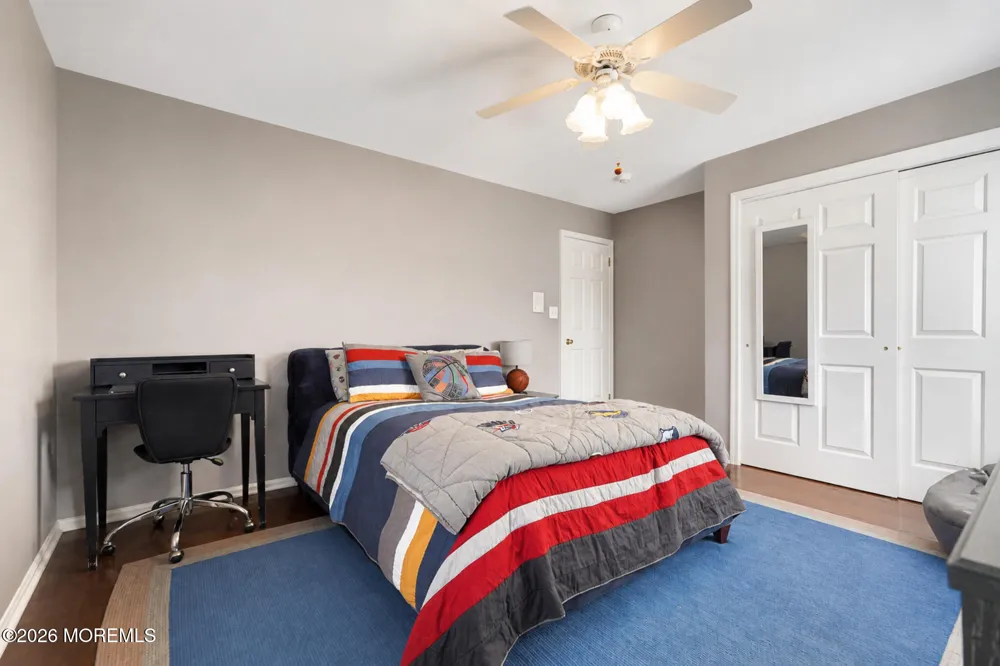 8 Alyssa Lane Manalapan, NJ 07726