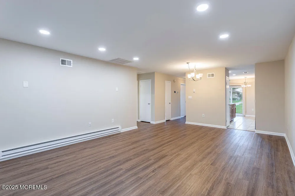 47 Wild Turkey Way #E Manalapan, NJ 07726