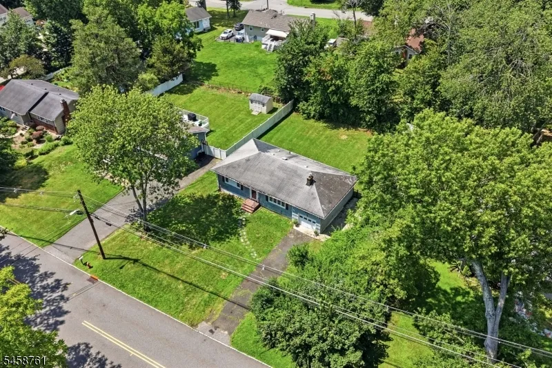 14 Ford Hill Rd Hanover, NJ 07981