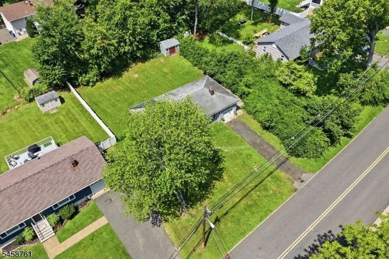 14 Ford Hill Rd Hanover, NJ 07981