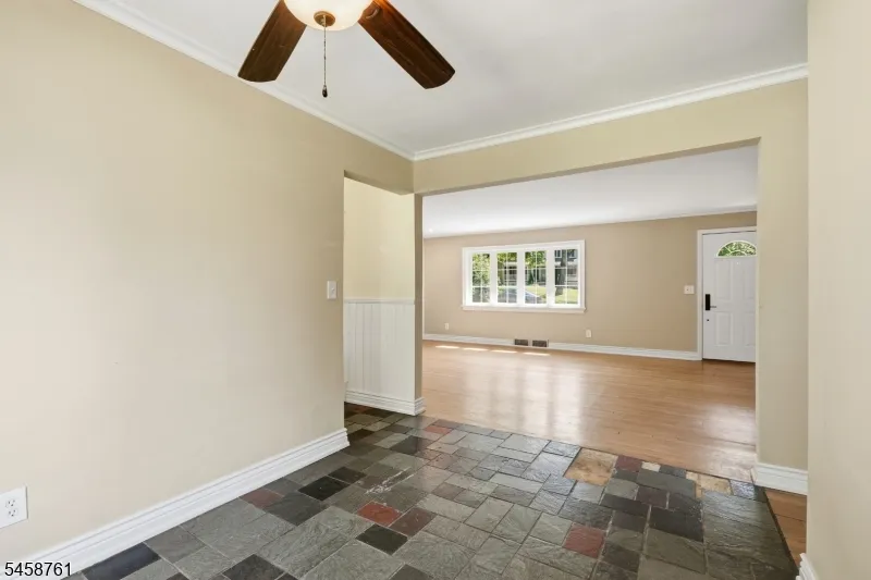 14 Ford Hill Rd Hanover, NJ 07981