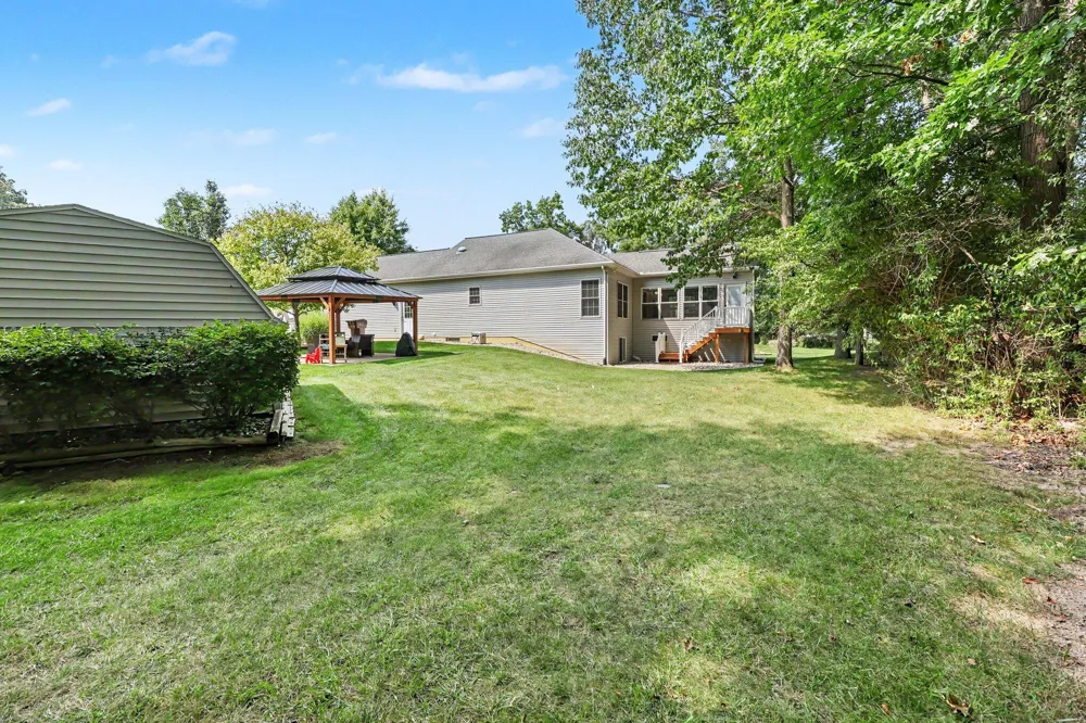 1172 Lexington Boulevard Jackson, MI 49201