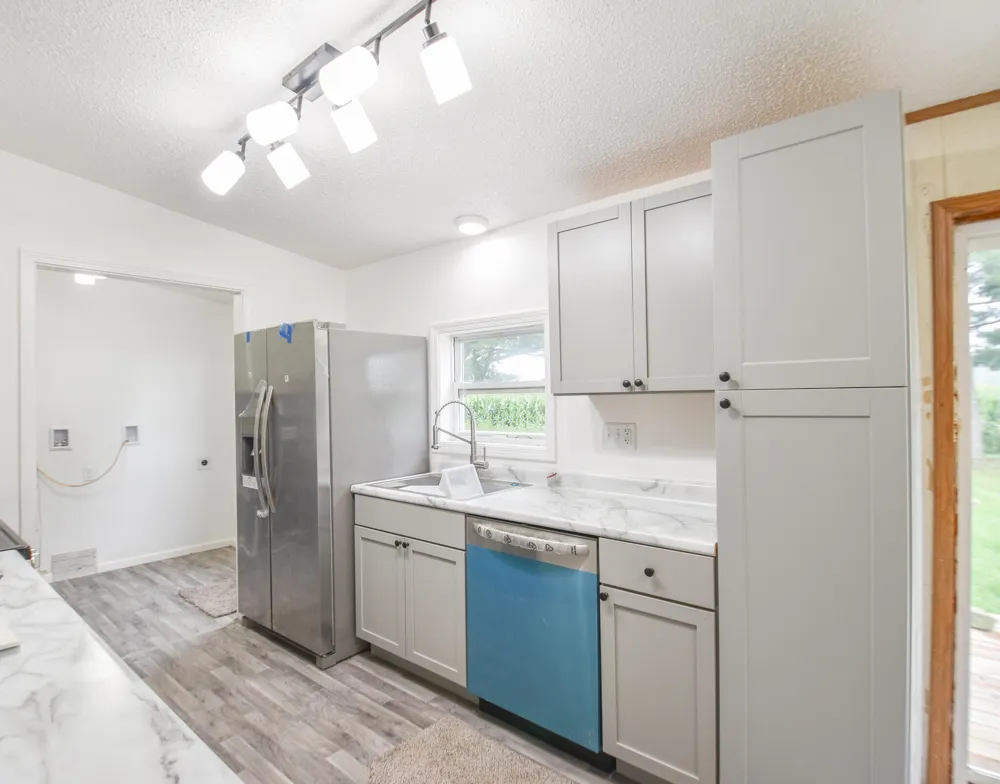 8820 S Lake Pleasant Road Hillsdale, MI 49242