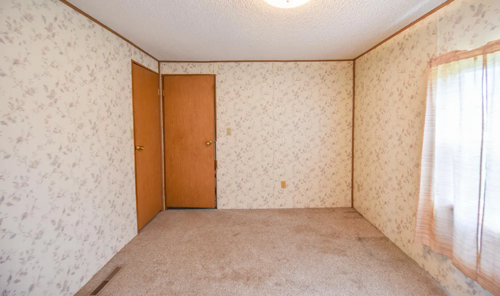 8820 S Lake Pleasant Road Hillsdale, MI 49242