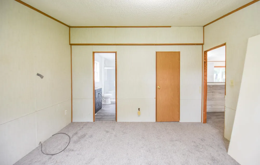 8820 S Lake Pleasant Road Hillsdale, MI 49242