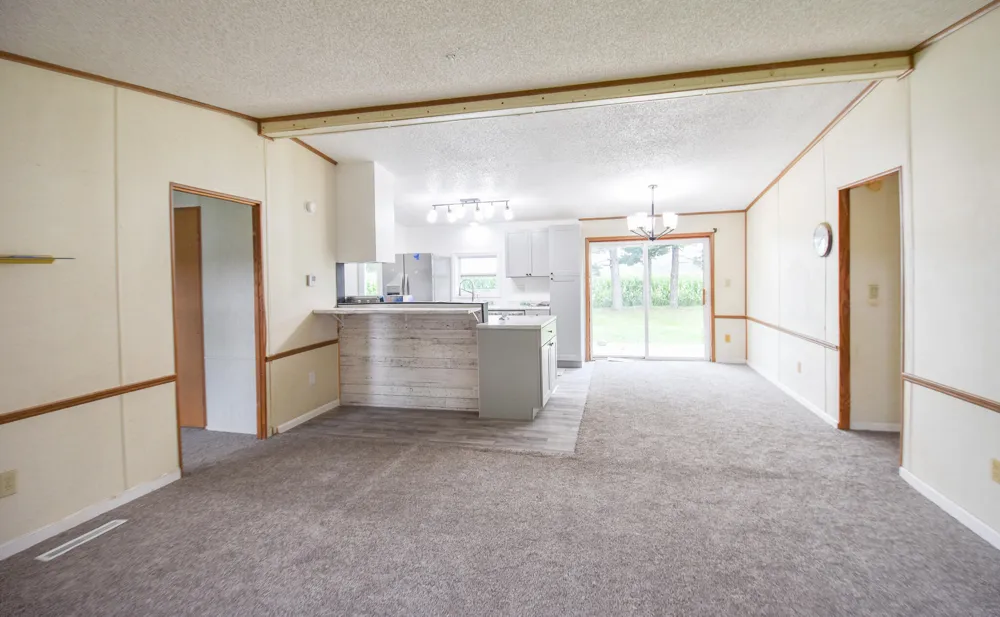 8820 S Lake Pleasant Road Hillsdale, MI 49242