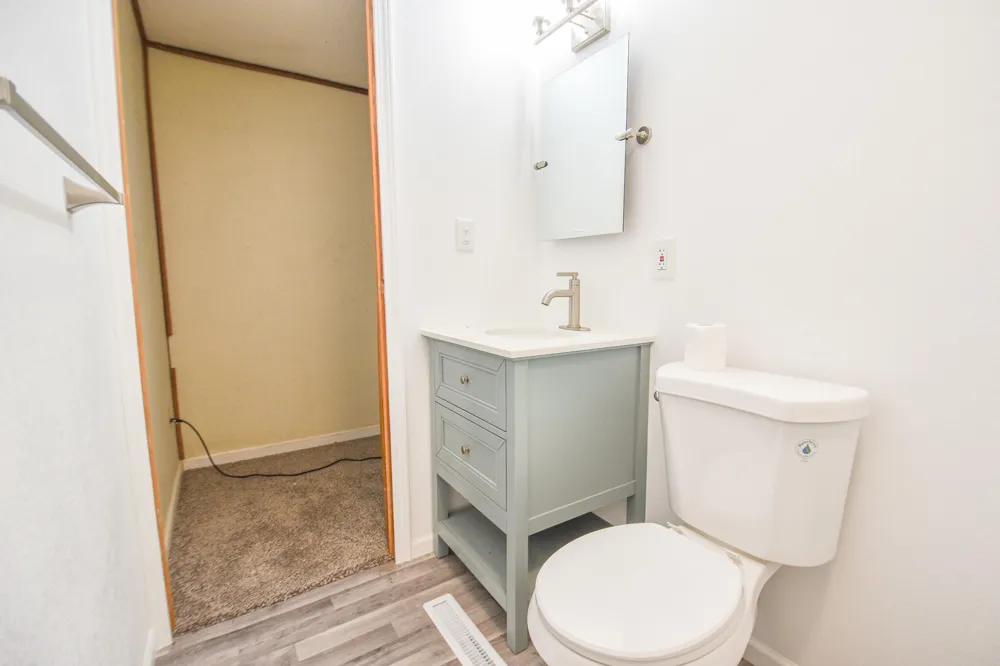 8820 S Lake Pleasant Road Hillsdale, MI 49242