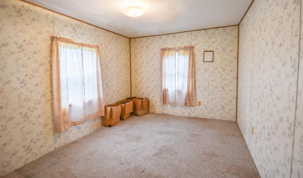 8820 S Lake Pleasant Road Hillsdale, MI 49242