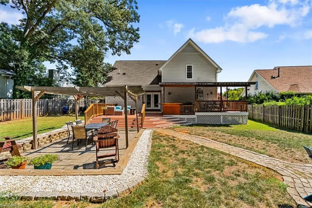 805 Montpelier Drive Greensboro, NC 27410