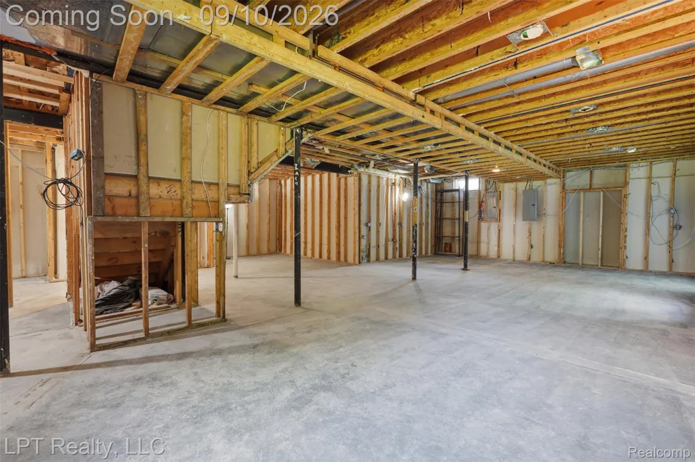 1419 Woodbridge Lane Wixom City, MI 48393