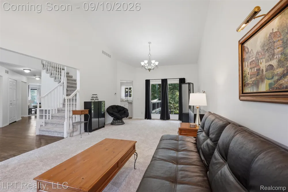 1419 Woodbridge Lane Wixom City, MI 48393