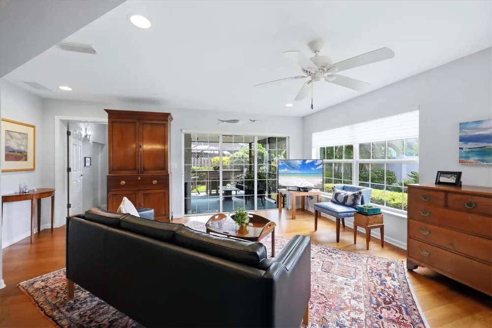 213 FIRENZE AVENUE W Venice, FL 34285