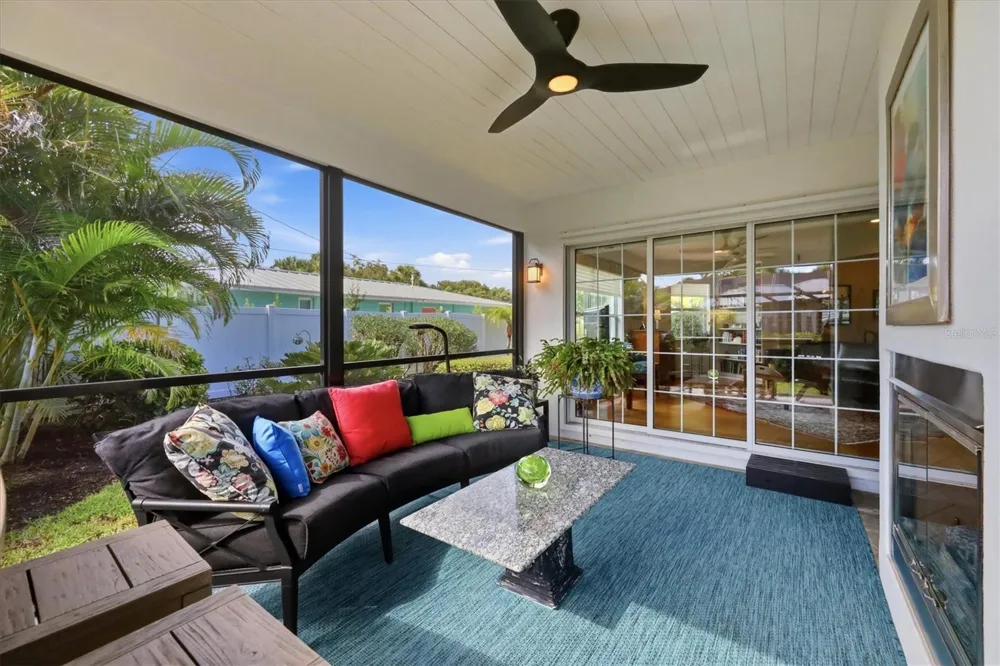 213 FIRENZE AVENUE W Venice, FL 34285