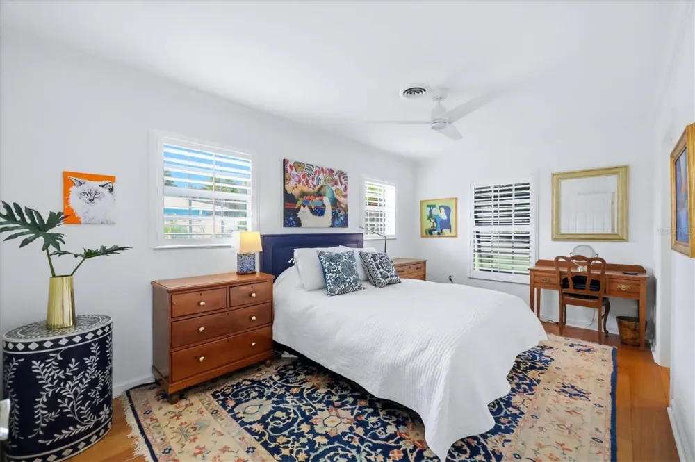 213 FIRENZE AVENUE W Venice, FL 34285