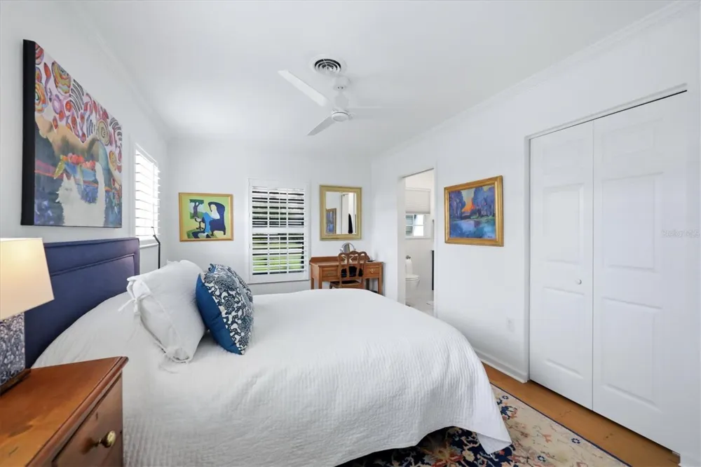 213 FIRENZE AVENUE W Venice, FL 34285