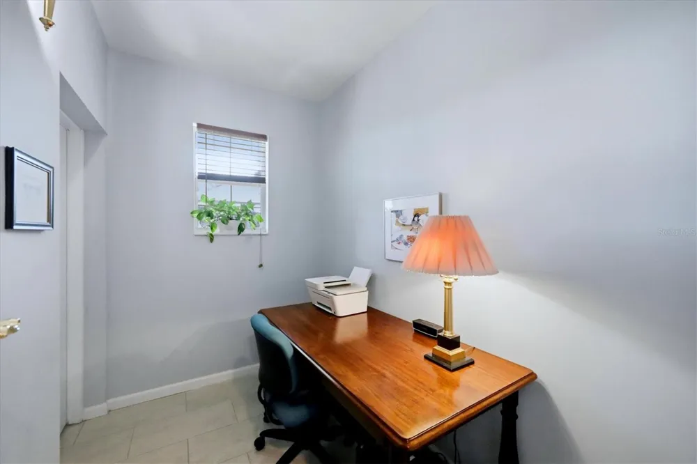 213 FIRENZE AVENUE W Venice, FL 34285