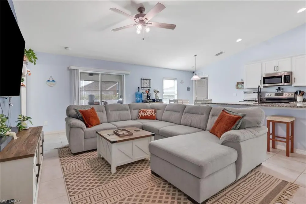2503 NW 21st Place Cape Coral, FL 33993