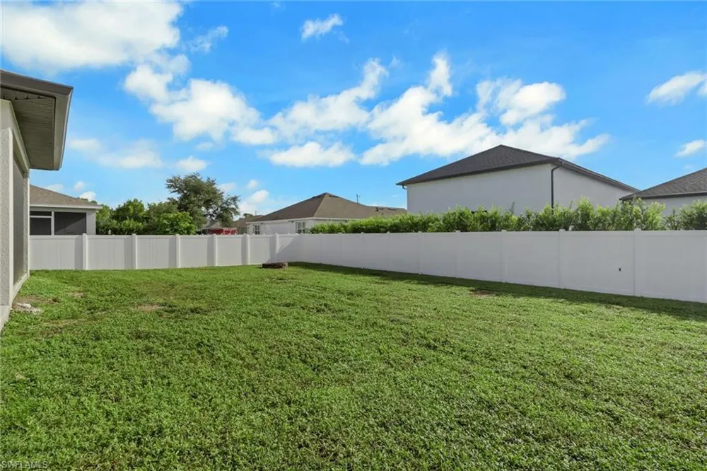 2503 NW 21st Place Cape Coral, FL 33993