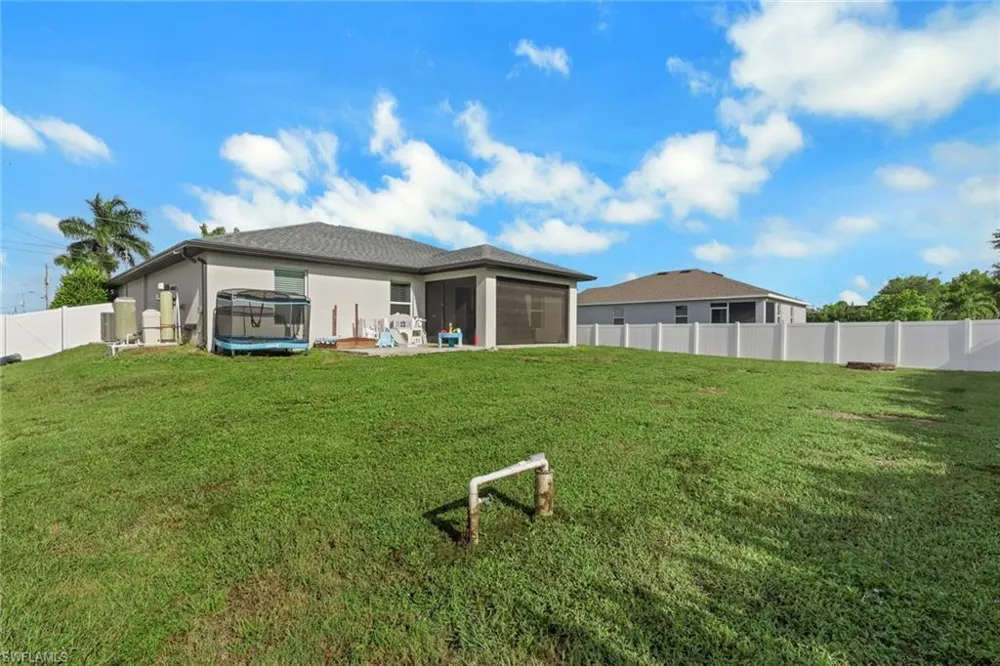 2503 NW 21st Place Cape Coral, FL 33993