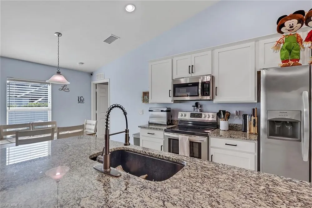 2503 NW 21st Place Cape Coral, FL 33993