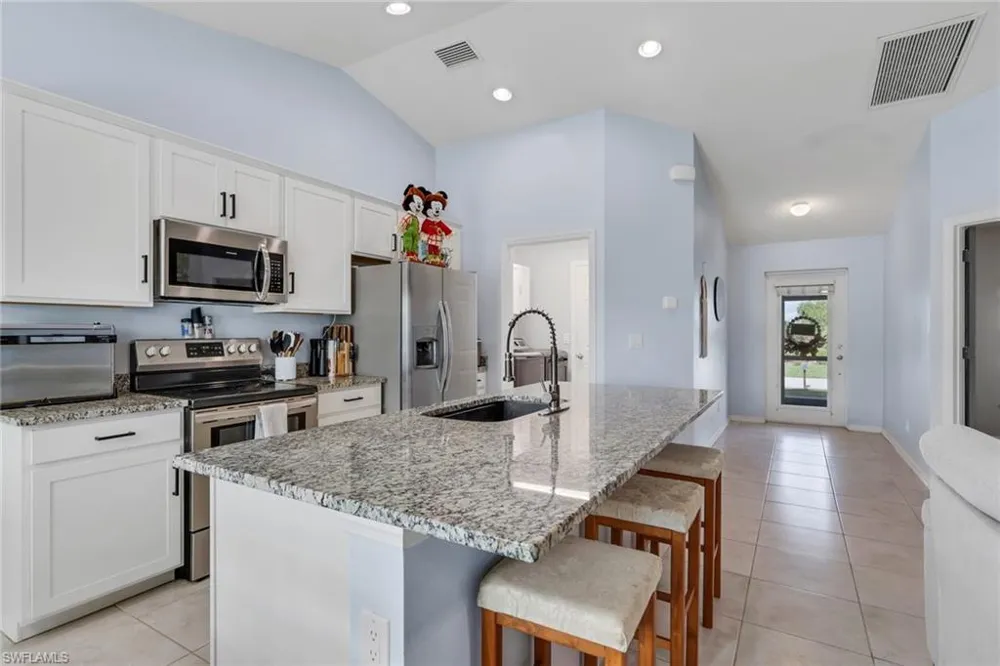 2503 NW 21st Place Cape Coral, FL 33993