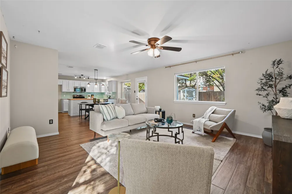 11608 Paul E Anderson Drive Austin, TX 78748