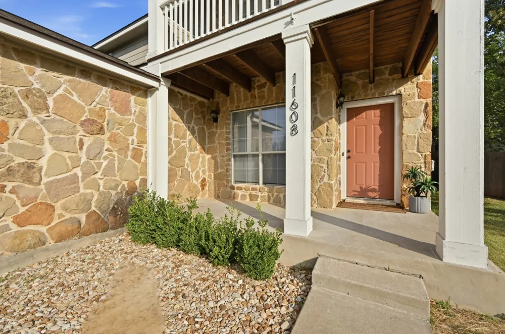11608 Paul E Anderson Drive Austin, TX 78748