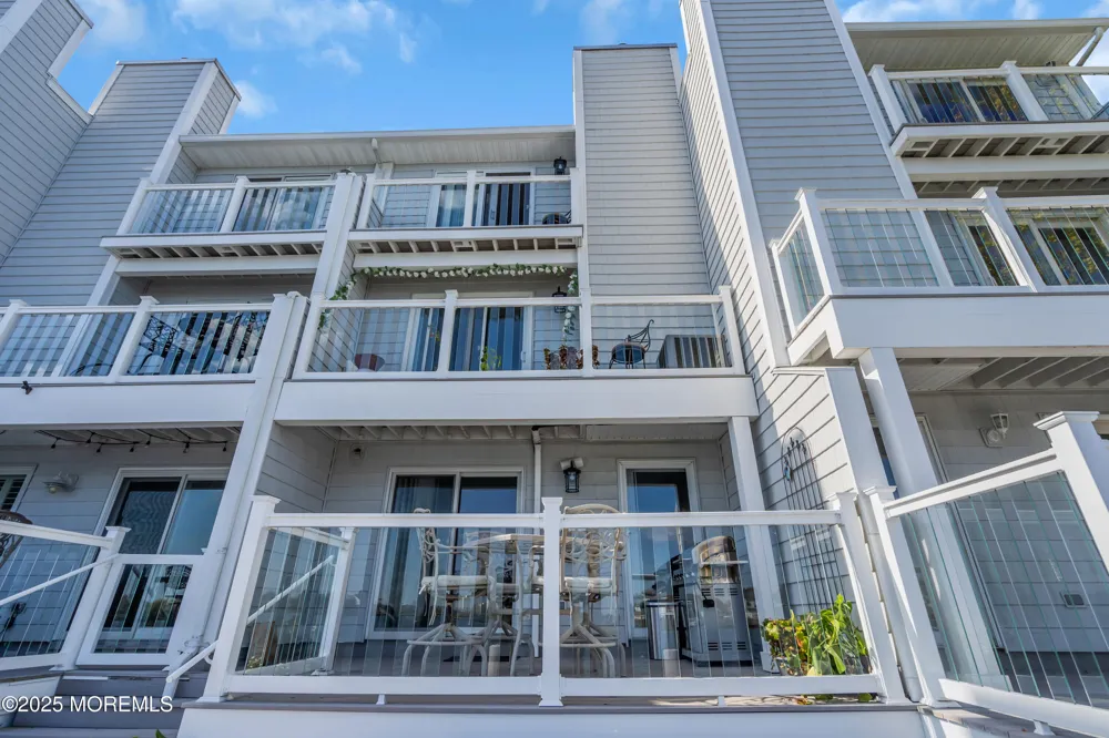 165 Riddle Avenue #9 Long Branch, NJ 07740