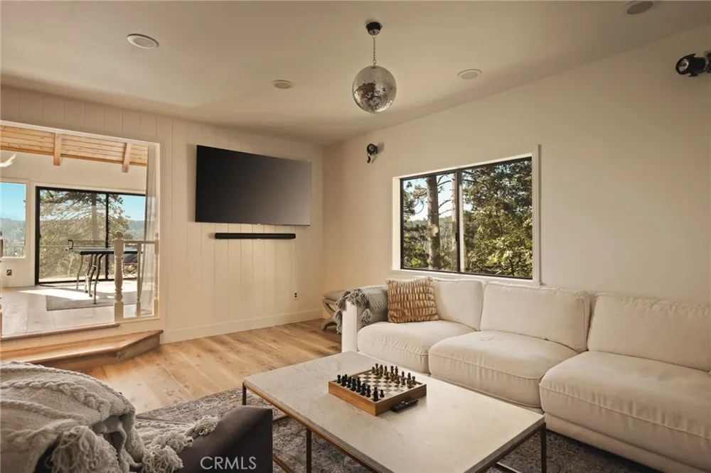 201 Grizzly Lake Arrowhead, CA 92352